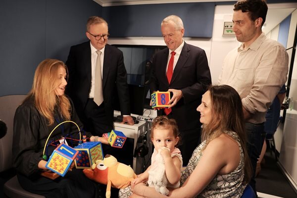 Prime Minister the Hon Anthony Albanese MP and the Hon Bill Shorten MP, Minister for the National Disability Insurance Scheme and Minister for Government Services, visiting the Hearing Australia Marrickville Centre